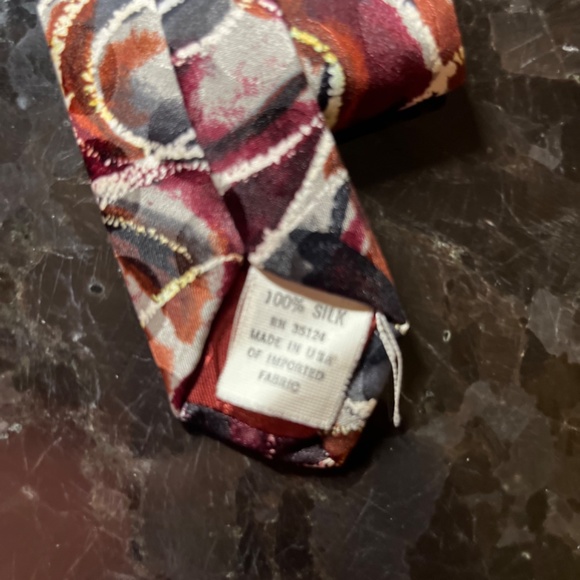 Benchmark silk tie - Picture 3 of 3